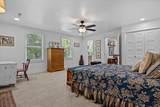1030 Upper Creek Rd - Photo 24