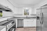 405 Spring St - Photo 16