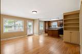 439 E Madison St - Photo 16