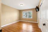 439 E Madison St - Photo 19