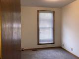 638 James Ave - Photo 3