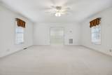 2411 Riverview Dr - Photo 36