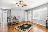 143 S Walden Dr - Photo 4