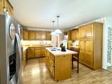 471 Old Pond Ln - Photo 5
