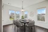 1829 Amesbury Ln - Photo 11