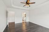 1829 Amesbury Ln - Photo 16