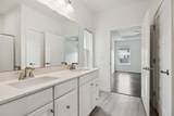 1829 Amesbury Ln - Photo 19