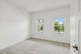 1829 Amesbury Ln - Photo 21