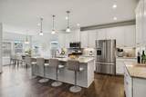 1829 Amesbury Ln - Photo 7