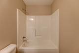 1043 Waterford Cir - Photo 41