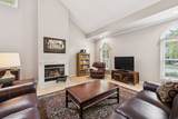 2569 Winder Dr - Photo 9