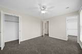 1013 Fox Hollow Pl - Photo 32
