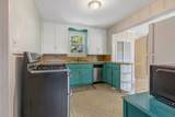 2340 Fernwood Dr - Photo 11