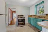 2340 Fernwood Dr - Photo 10