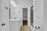 2624 Ashwood Ave - Photo 18
