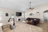 215 Thorpe Dr - Photo 19