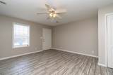 137 Maureen Dr - Photo 4