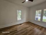 105 Warren St - Photo 22