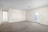 1891 Waters Edge Dr - Photo 4