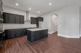 965 Hunters Lane - Photo 10