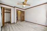 1010 Moncrief Cir - Photo 20