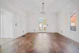 409 N Oak St - Photo 15