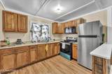 558560 W Outer Drive - Photo 16