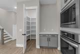 5826 Willoughby Way - Photo 14