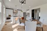 511 Green Ln - Photo 14