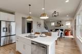 511 Green Ln - Photo 9