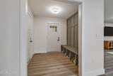 172 Creekview Court - Photo 8