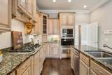 1101 Grafton Dr - Photo 33