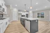 371 Kingland Ln - Photo 16
