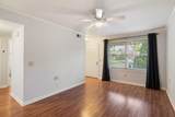324 Deer Lake Dr - Photo 11