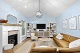 102 Lancelot Ln - Photo 17