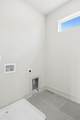 2127B Burns St - Photo 41