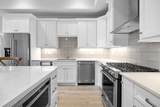 1024 Club View Dr - Photo 16