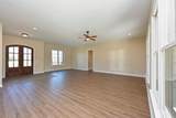 106 Chandelle Dr - Photo 6