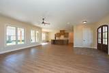 106 Chandelle Dr - Photo 9