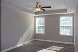 1093 Charles Thomas Dr - Photo 15