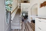 1565 Kestrel Dr - Photo 5