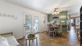 210 E Petty Ln - Photo 14
