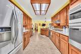 322 Longwood Ct - Photo 14