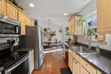 323 Alexis St - Photo 10