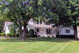 801 Thomas Ave - Photo 1