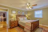 801 Thomas Ave - Photo 43