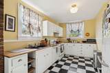 908 Clarke St - Photo 18