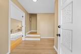 1045 Fontaine Dr - Photo 4