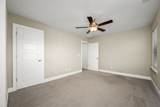 555 Gresham Ln - Photo 23