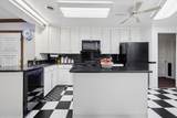 2745 Windemere Dr - Photo 21